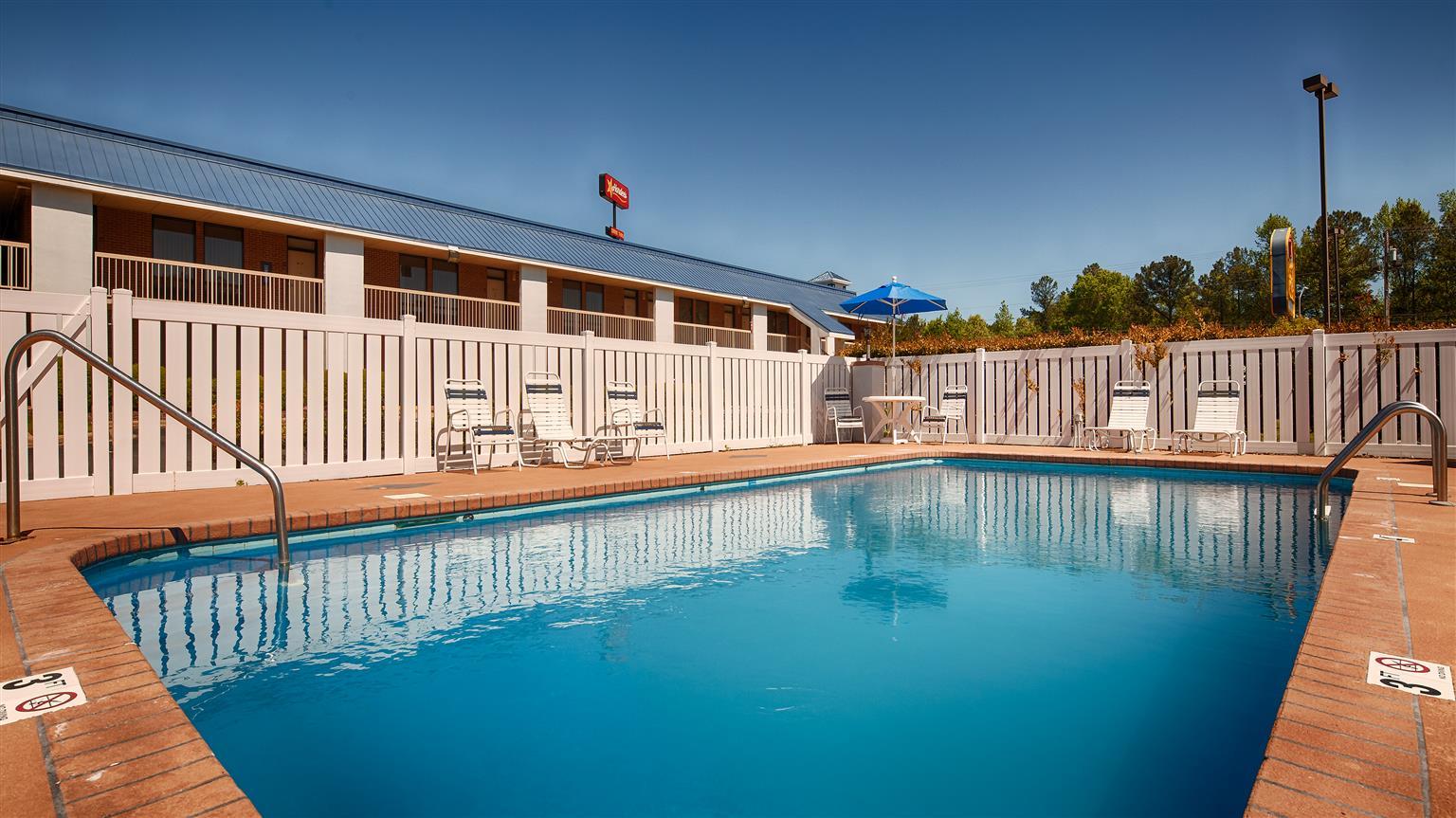 Baymont By Wyndham Rocky Mount I-95 Hotell Eksteriør bilde