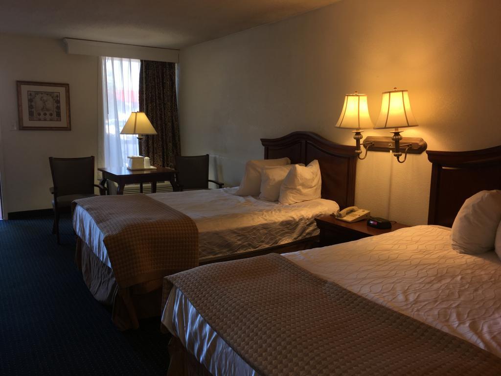 Baymont By Wyndham Rocky Mount I-95 Hotell Eksteriør bilde
